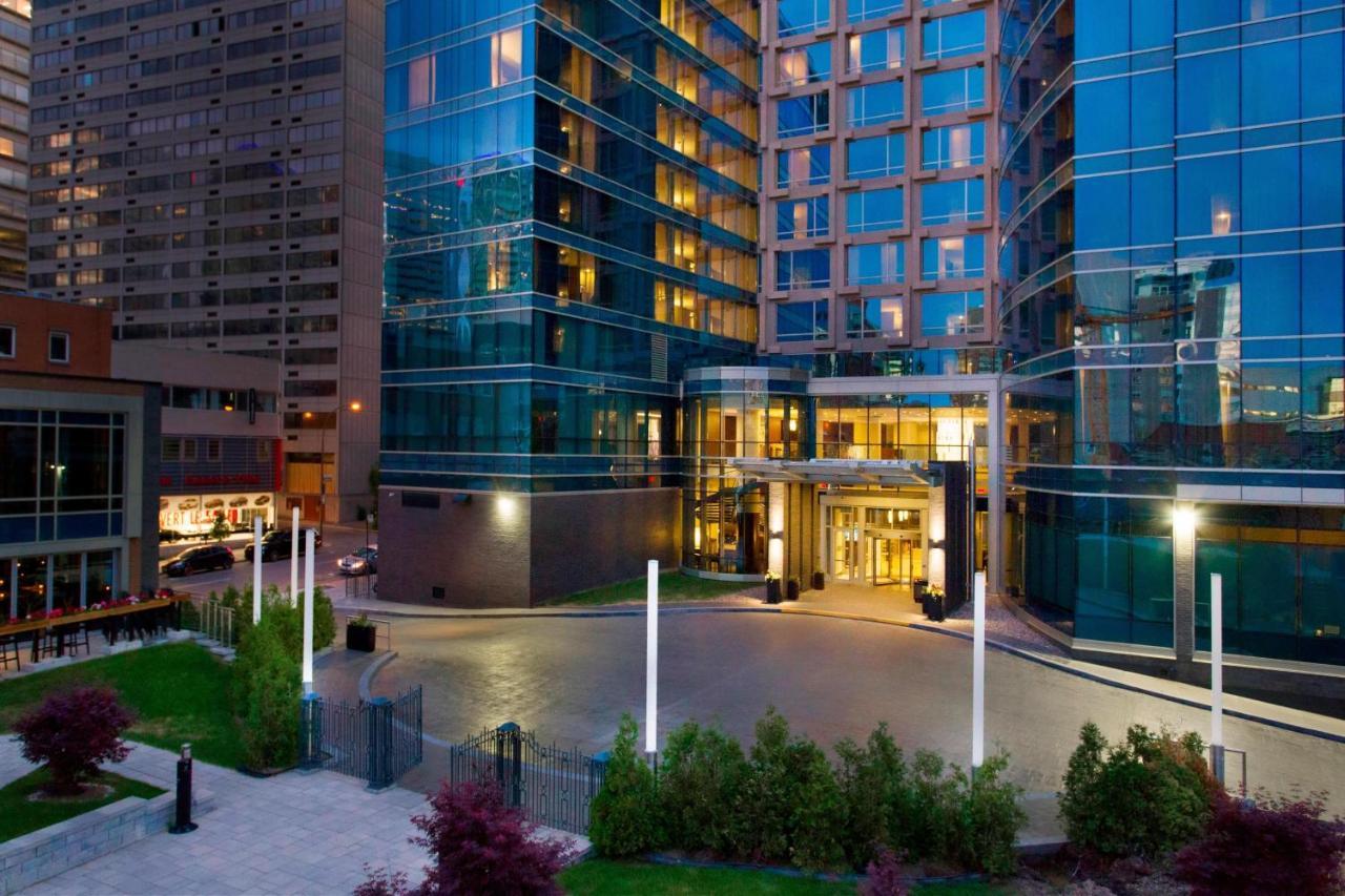Courtyard Par Marriott Montreal Centre-Ville Esterno foto