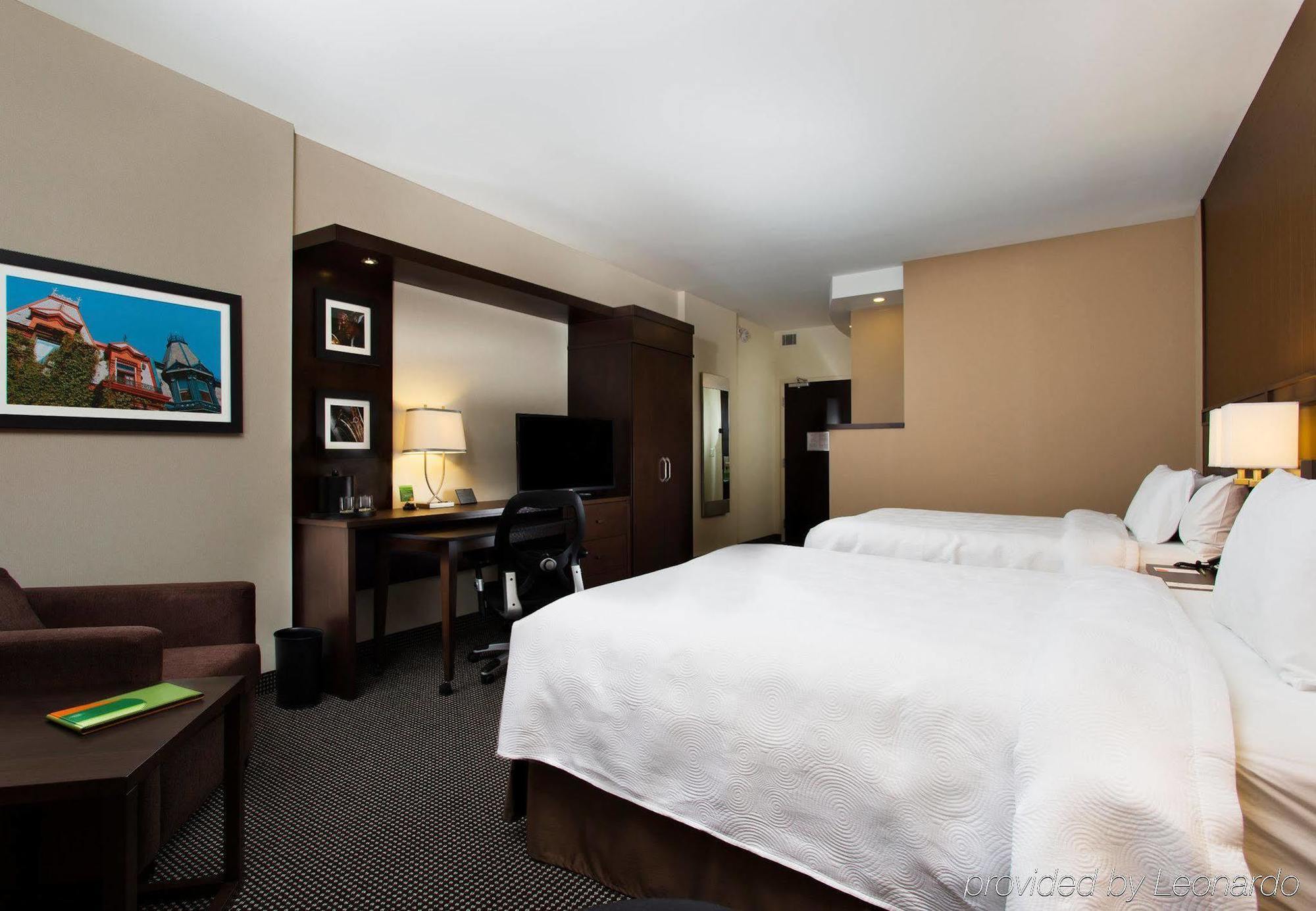 Courtyard Par Marriott Montreal Centre-Ville Esterno foto