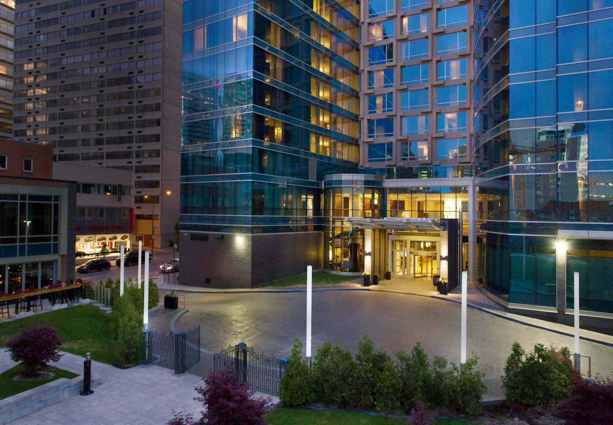 Courtyard Par Marriott Montreal Centre-Ville Esterno foto